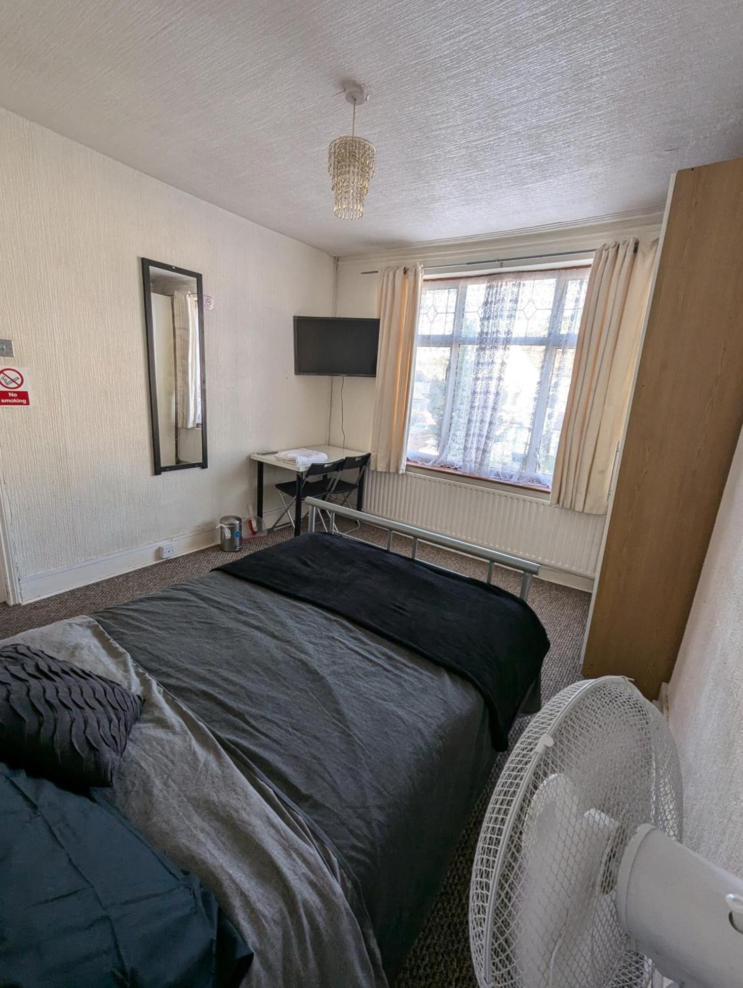 3 Portland Road Leilighet Southall Eksteriør bilde
