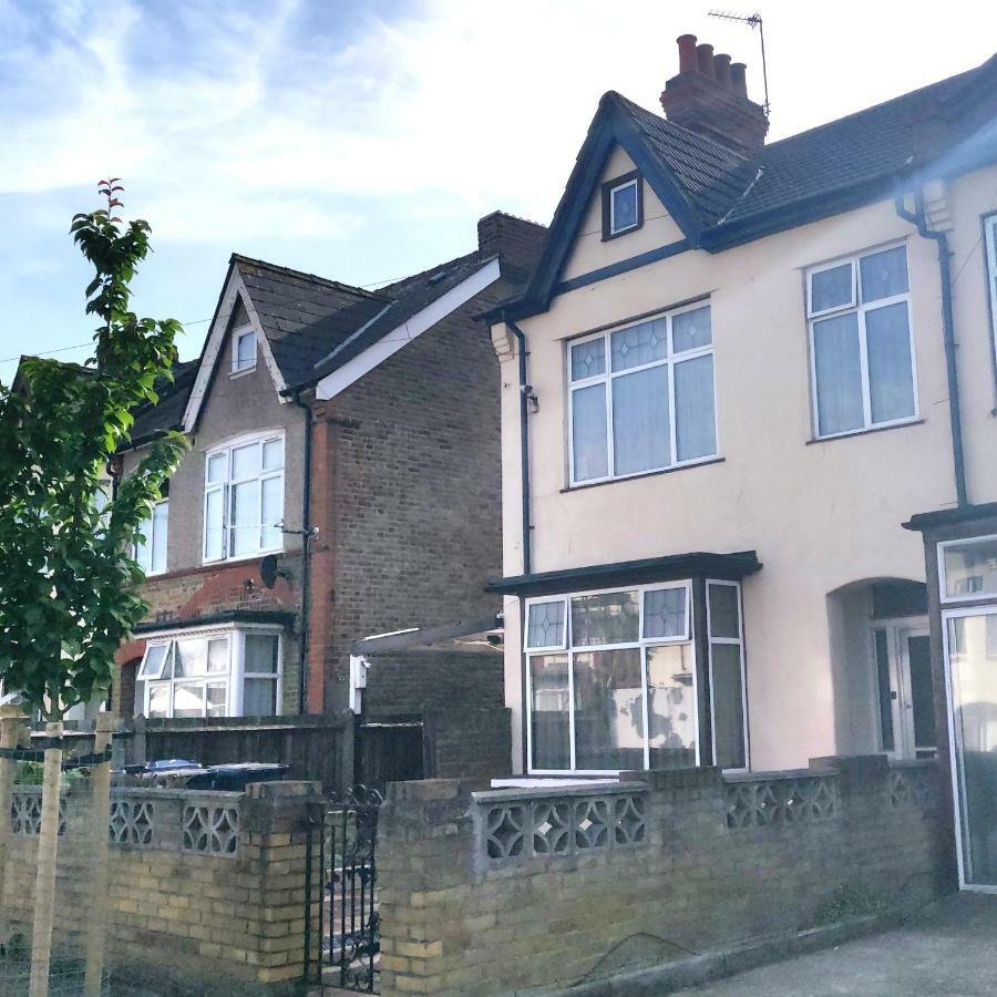 3 Portland Road Leilighet Southall Eksteriør bilde